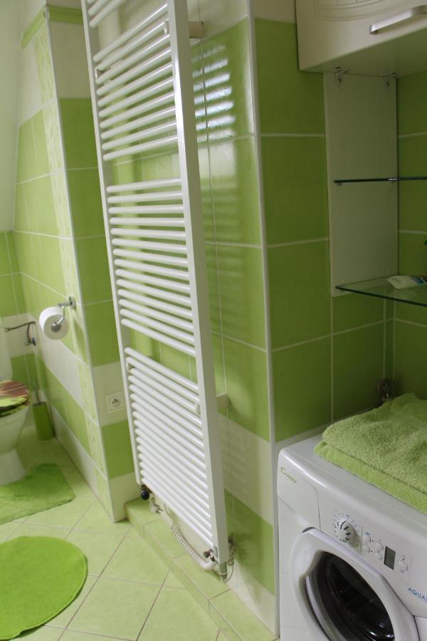 Vila Emilie - Hradebni 44, Nove Hrady 外观 照片